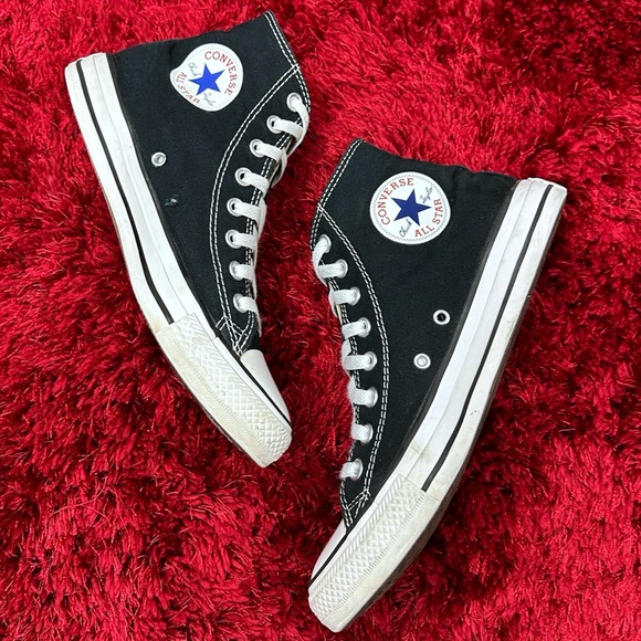 Converse Other - Converse Chuck Taylor All Stars Black Men’s 7 Women’s 9 High Top M9160 White